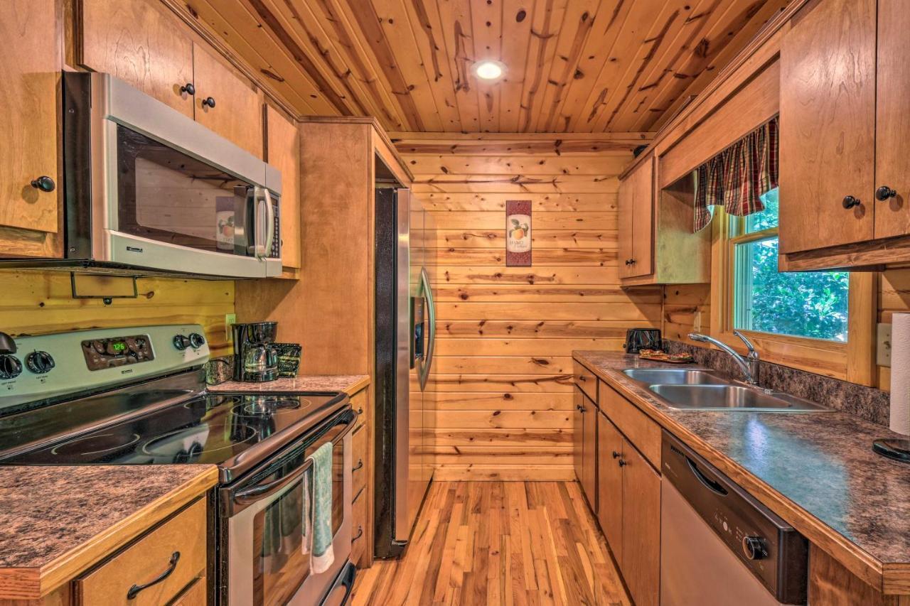 The Georgia Peach Cabin 8 Mi To Dwntn Helen Clarkesville Bagian luar foto