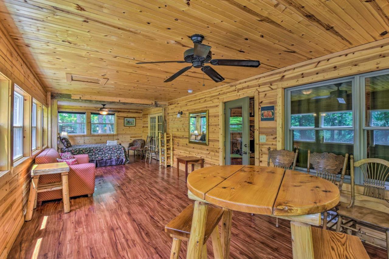 The Georgia Peach Cabin 8 Mi To Dwntn Helen Clarkesville Bagian luar foto